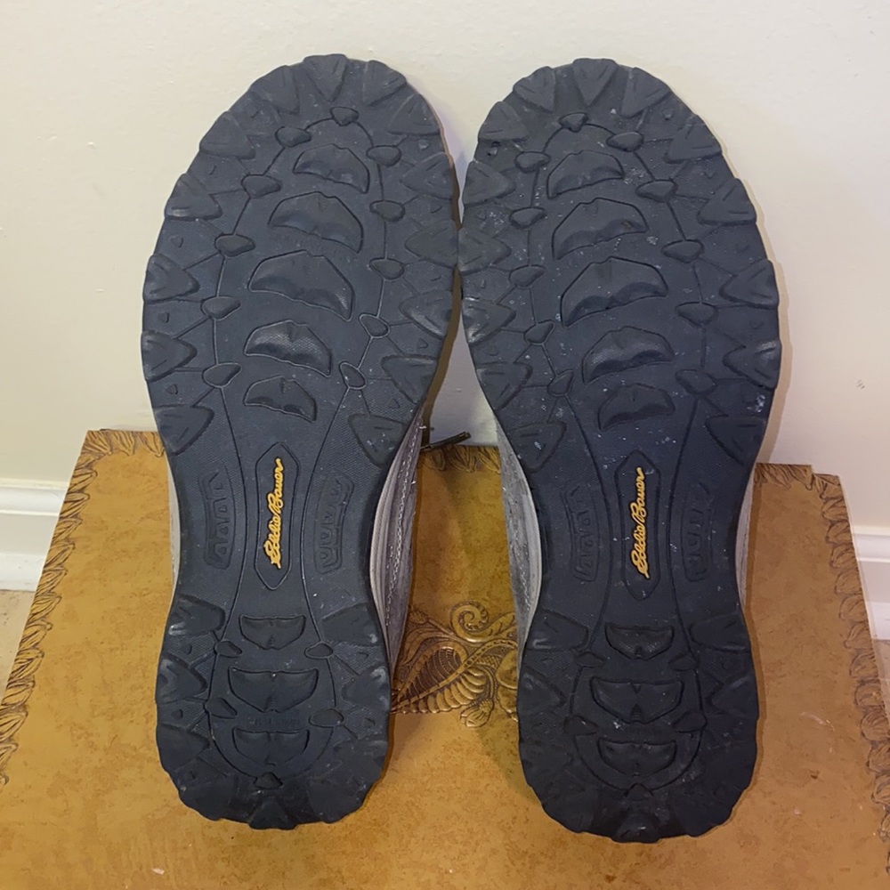 Eddie Bauer Hiking Shoes - Picture 7 of 8